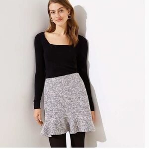 Loft Textured Knit Tweed Elastic Stretch Boucle Ruffle Flippy Swing Mini Skirt